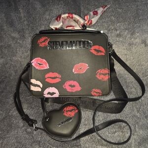 Steve Madden Black Kiss Print Crossbody Bag